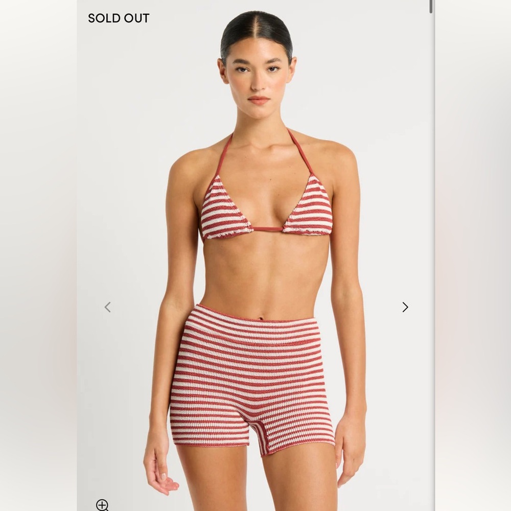Bond-eye bikini and shorts set
